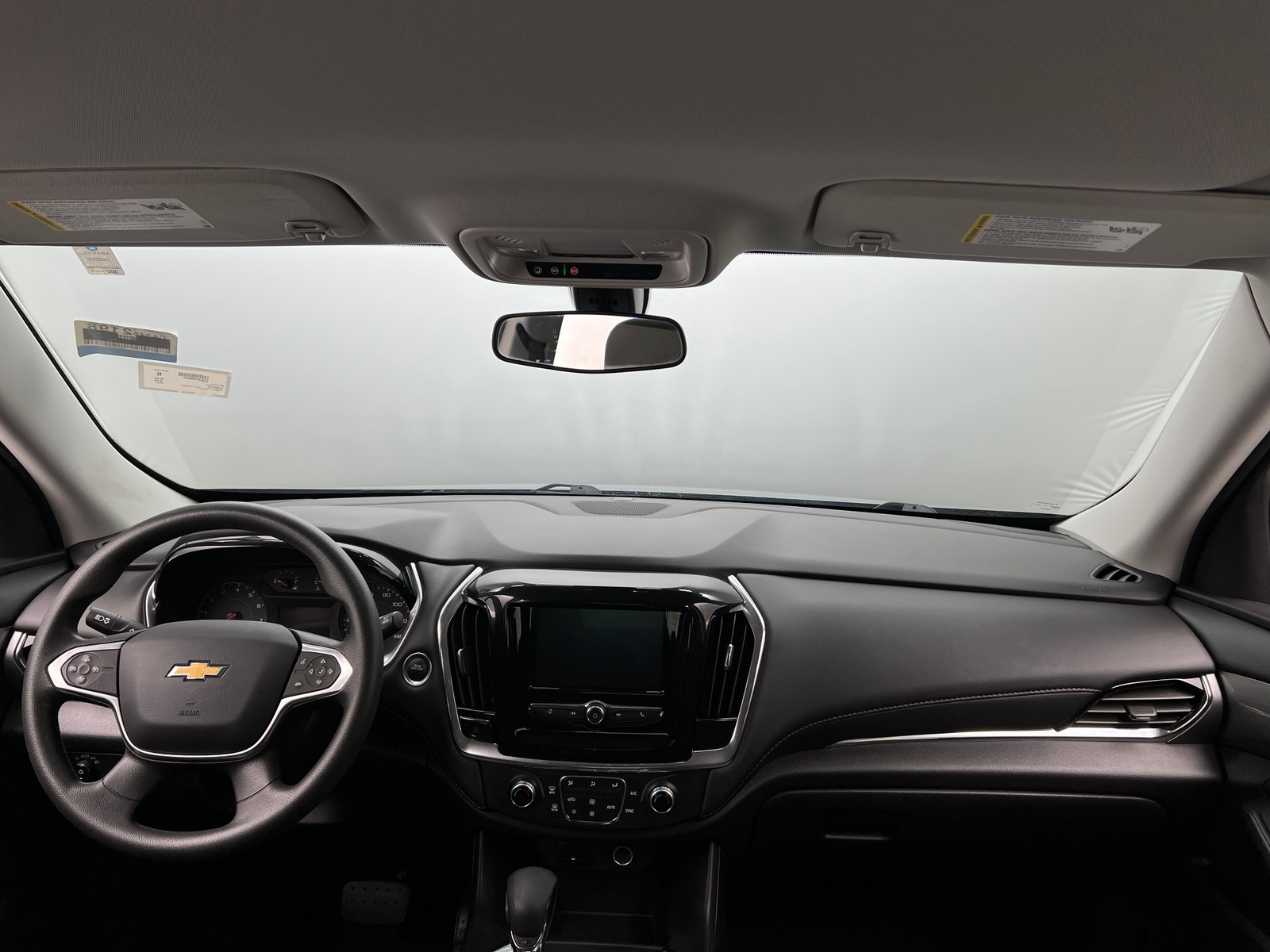 Thumbnail: 2021 Chevrolet Traverse - 3