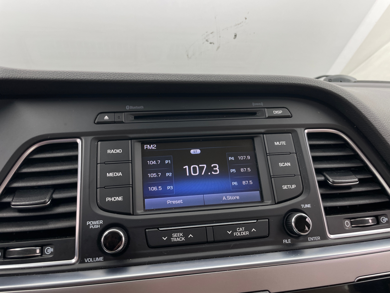 Thumbnail: 2015 Hyundai Sonata - 4