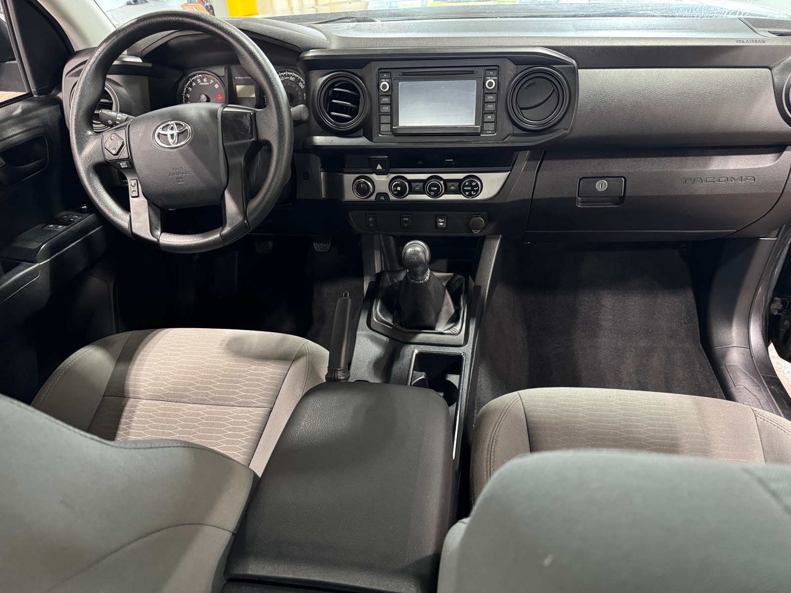Thumbnail: 2017 Toyota Tacoma - 3