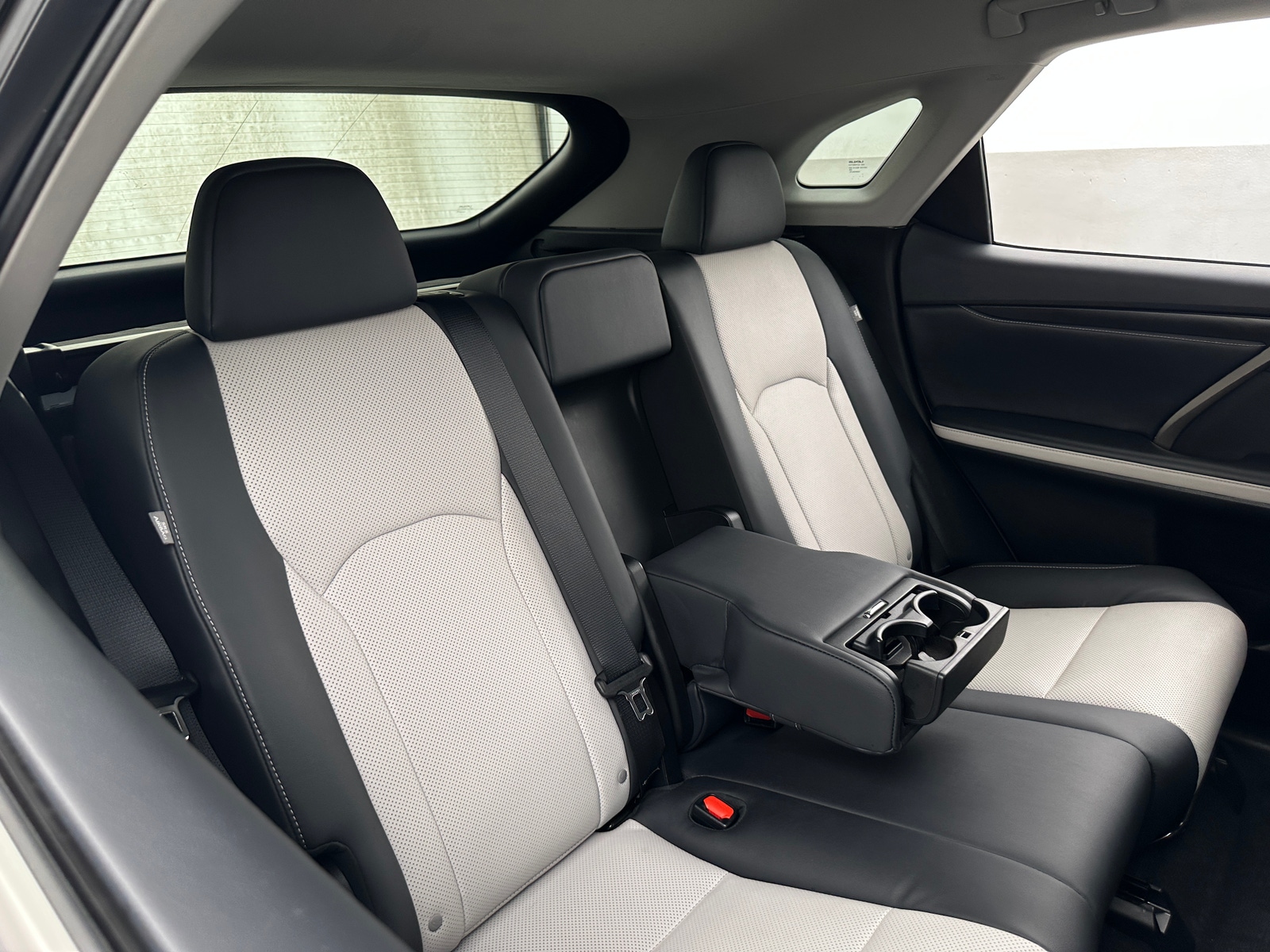 Thumbnail: 2022 Lexus RX - 5