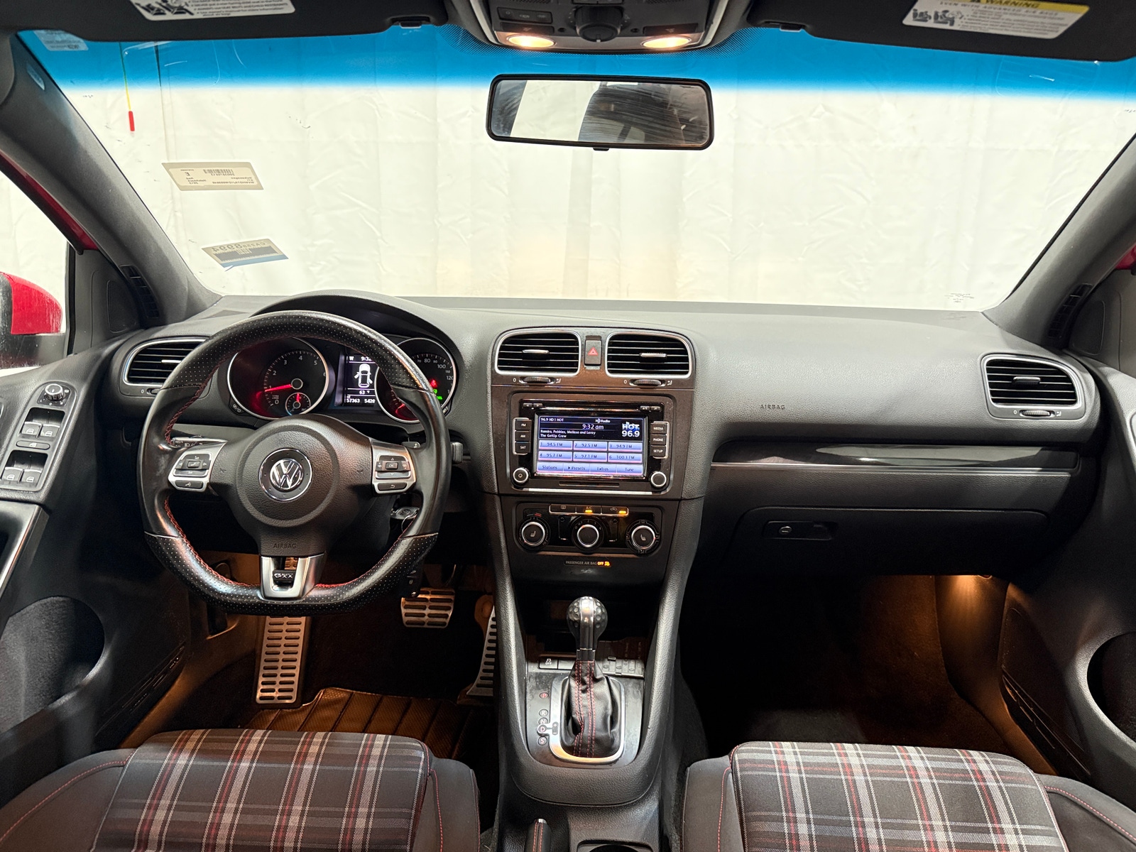 Thumbnail: 2013 Volkswagen Golf - 3