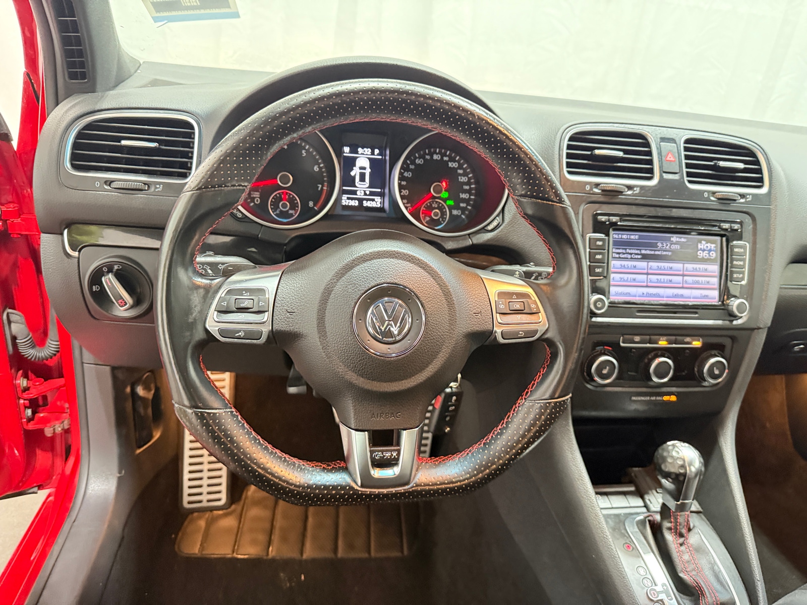 Thumbnail: 2013 Volkswagen Golf - 5
