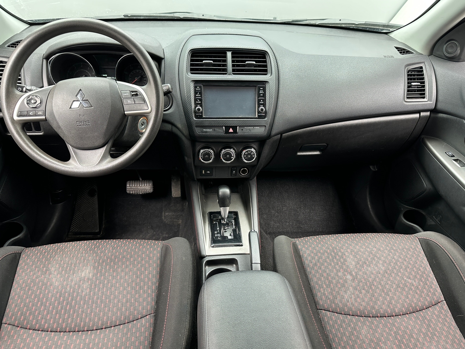 Thumbnail: 2019 Mitsubishi Outlander Sport - 3