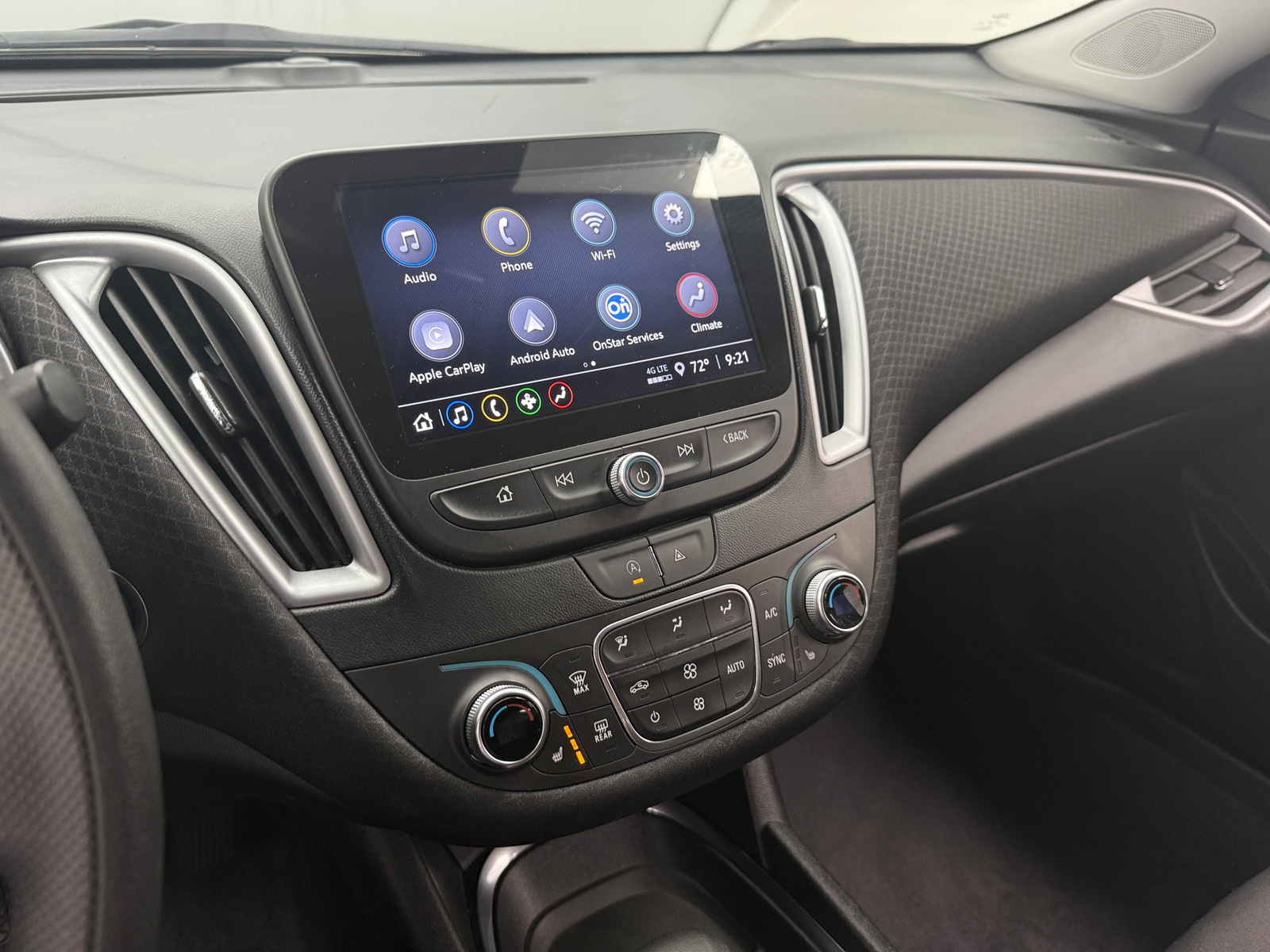 Thumbnail: 2023 Chevrolet Malibu - 4