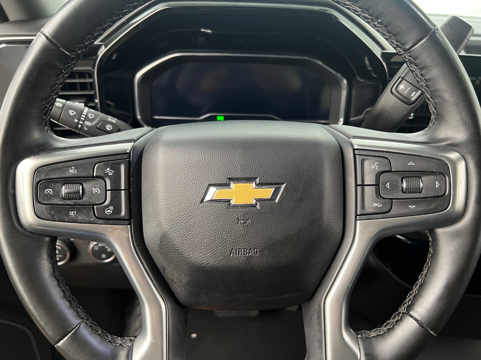 Thumbnail: 2024 Chevrolet Silverado 1500 - 5