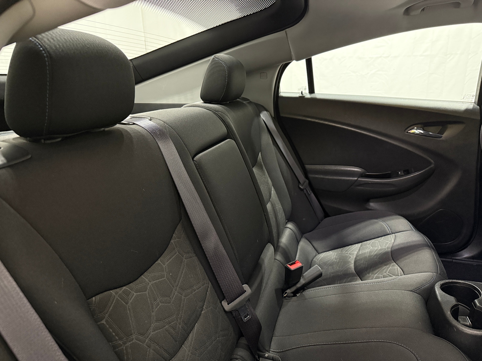 Thumbnail: 2017 Chevrolet Volt - 6