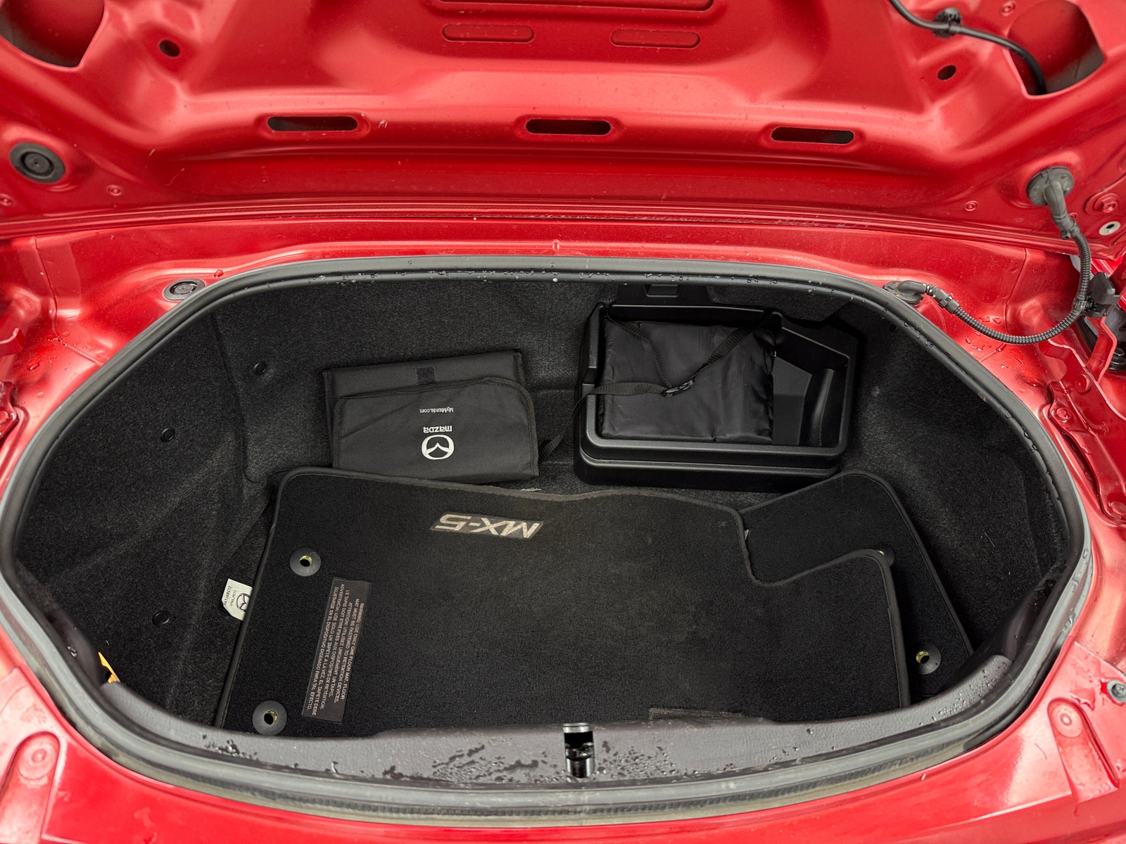 Thumbnail: 2017 Mazda MX-5 Miata - 4