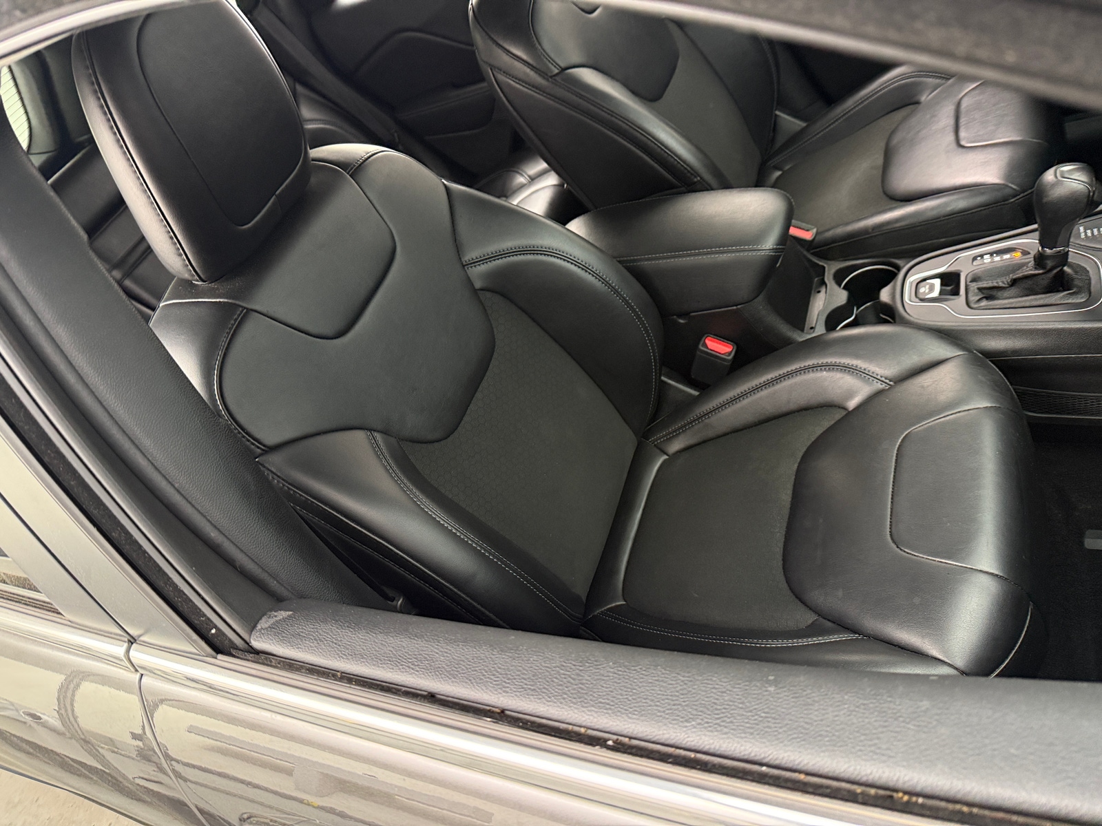 Thumbnail: 2019 Jeep Cherokee - 2