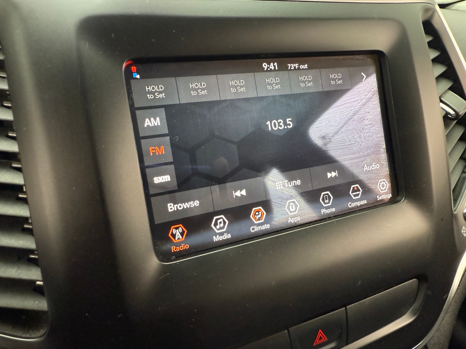 Thumbnail: 2019 Jeep Cherokee - 4