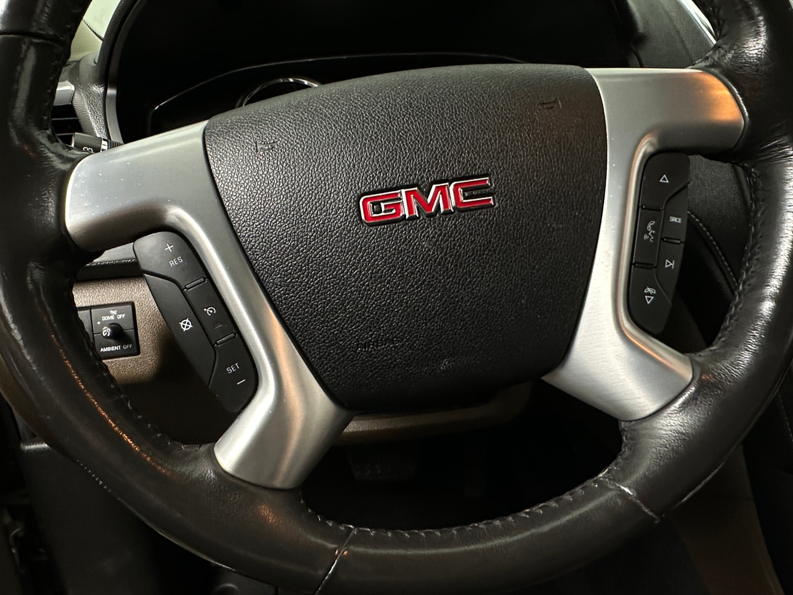 Thumbnail: 2015 GMC Acadia - 4