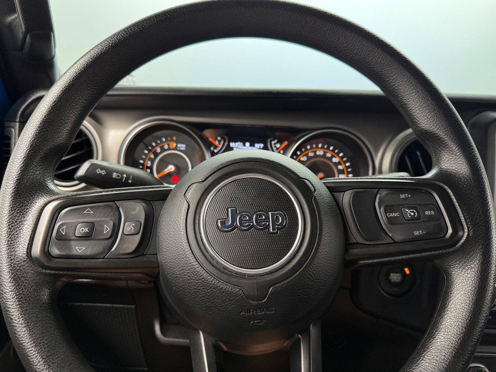 Thumbnail: 2022 Jeep Wrangler - 5