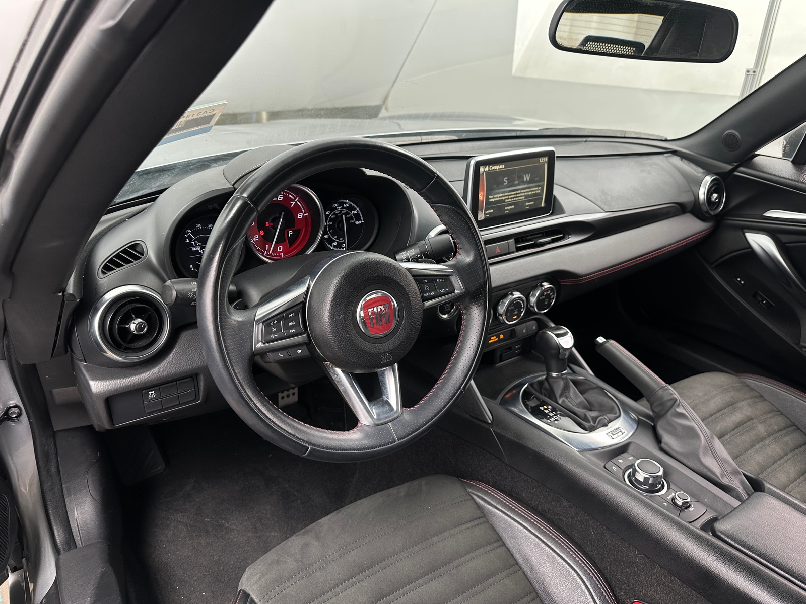 Thumbnail: 2017 Fiat 124 Spider - 2