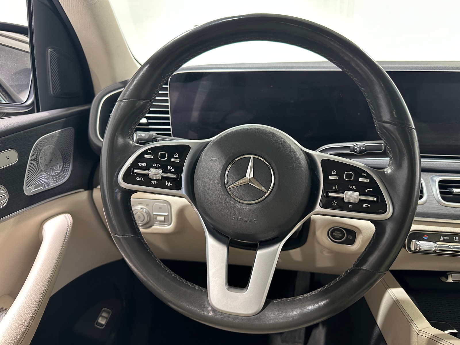 Thumbnail: 2020 Mercedes-Benz GLE - 4