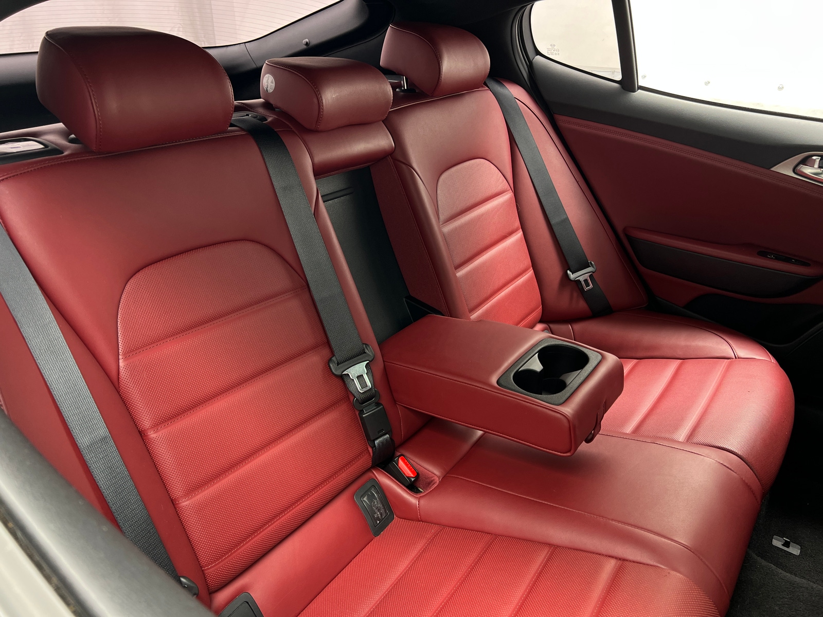 Thumbnail: 2019 Kia Stinger - 5