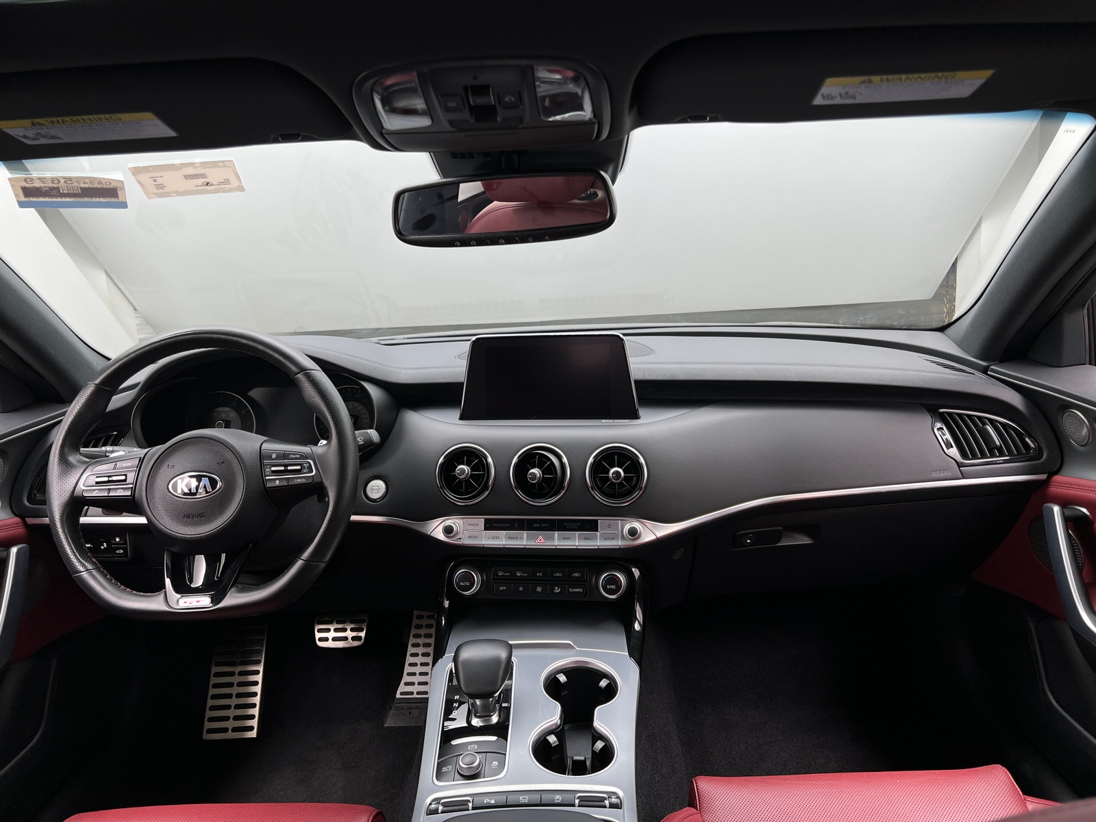 Thumbnail: 2019 Kia Stinger - 2