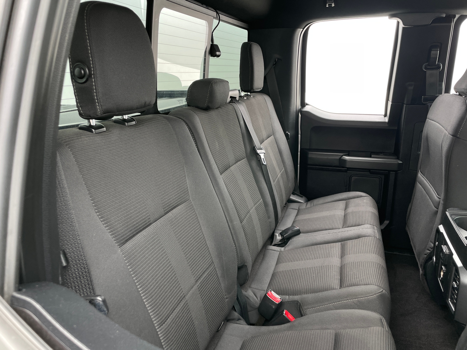 Thumbnail: 2016 Ford Econoline - 6