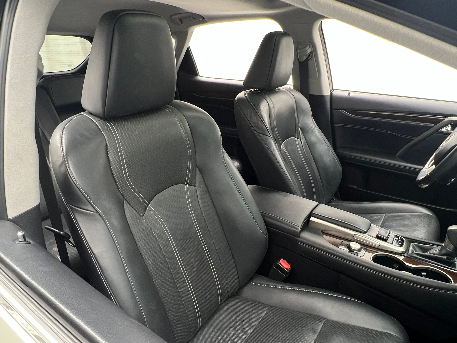 Thumbnail: 2019 Lexus RX - 2