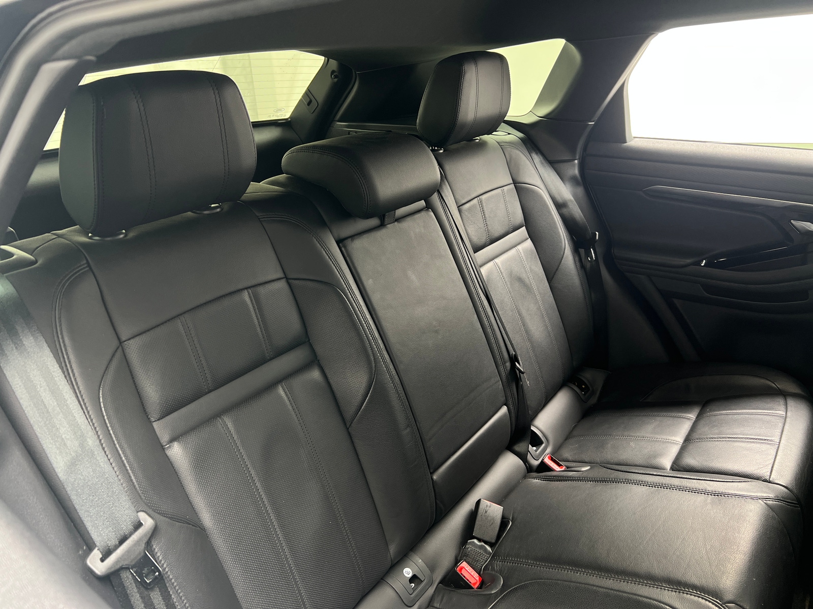 Thumbnail: 2020 Land Rover Range Rover Evoque - 5