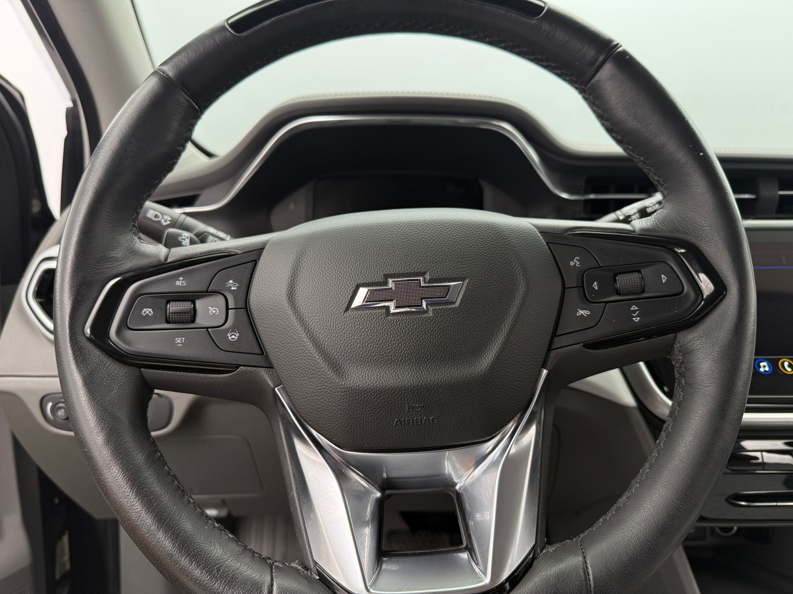Thumbnail: 2022 Chevrolet Bolt EUV - 5