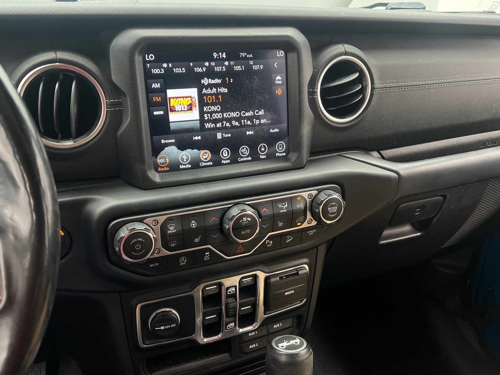 Thumbnail: 2019 Jeep Wrangler - 3