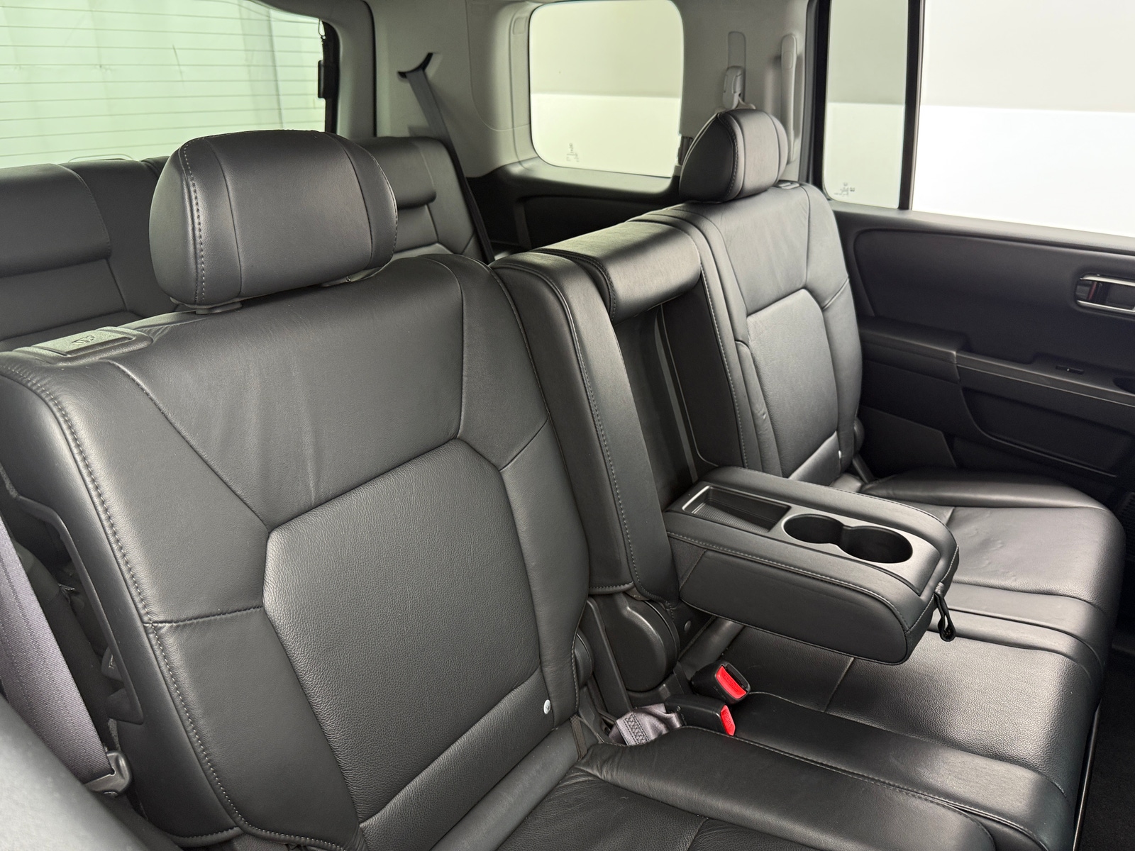 Thumbnail: 2010 Honda Pilot - 6