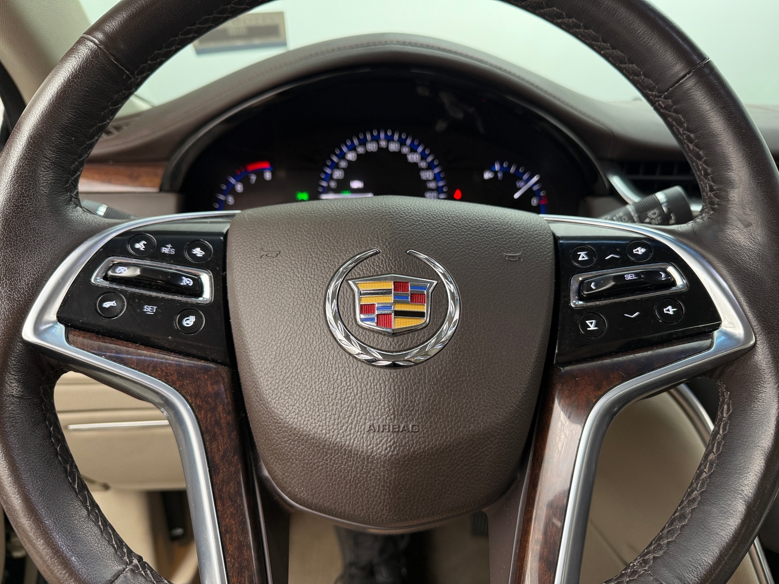 Thumbnail: 2014 Cadillac XTS - 4