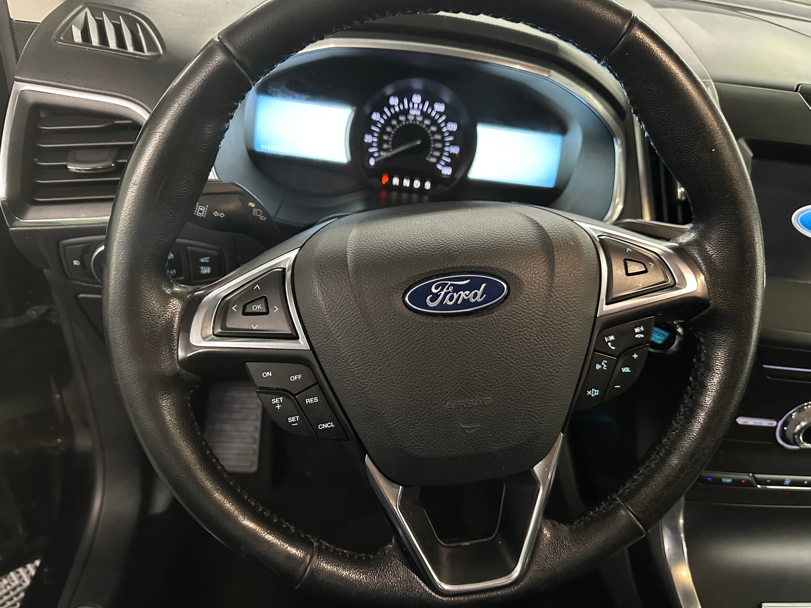 Thumbnail: 2019 Ford Edge - 4