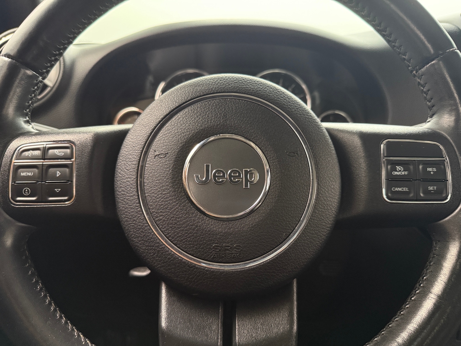 Thumbnail: 2015 Jeep Wrangler - 5