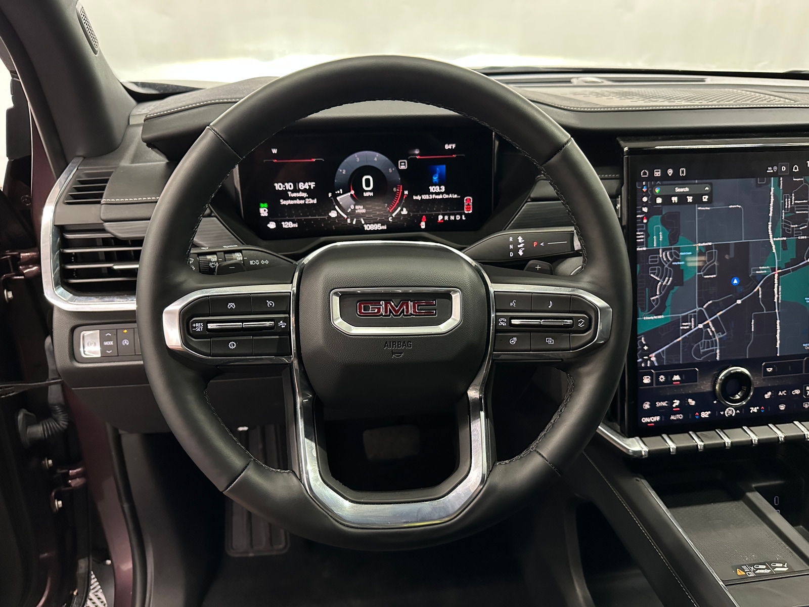 Thumbnail: 2025 GMC Acadia - 5