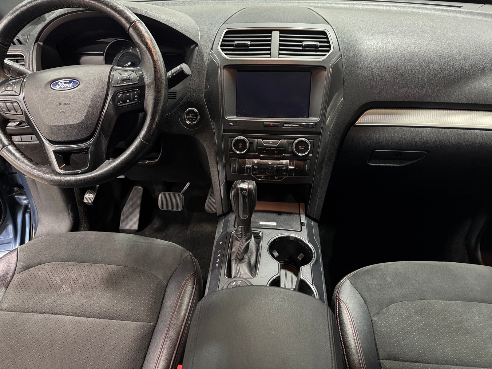Thumbnail: 2018 Ford Explorer - 3