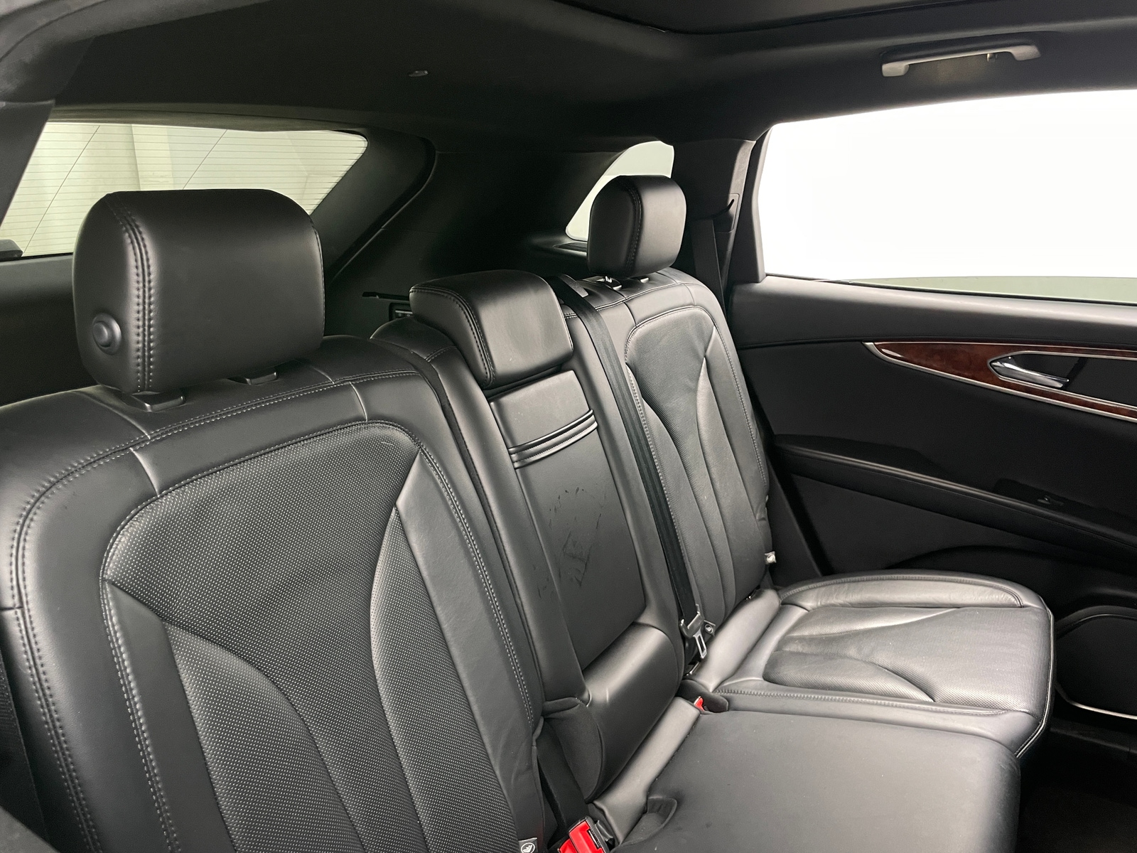 Thumbnail: 2019 Lincoln Nautilus - 5