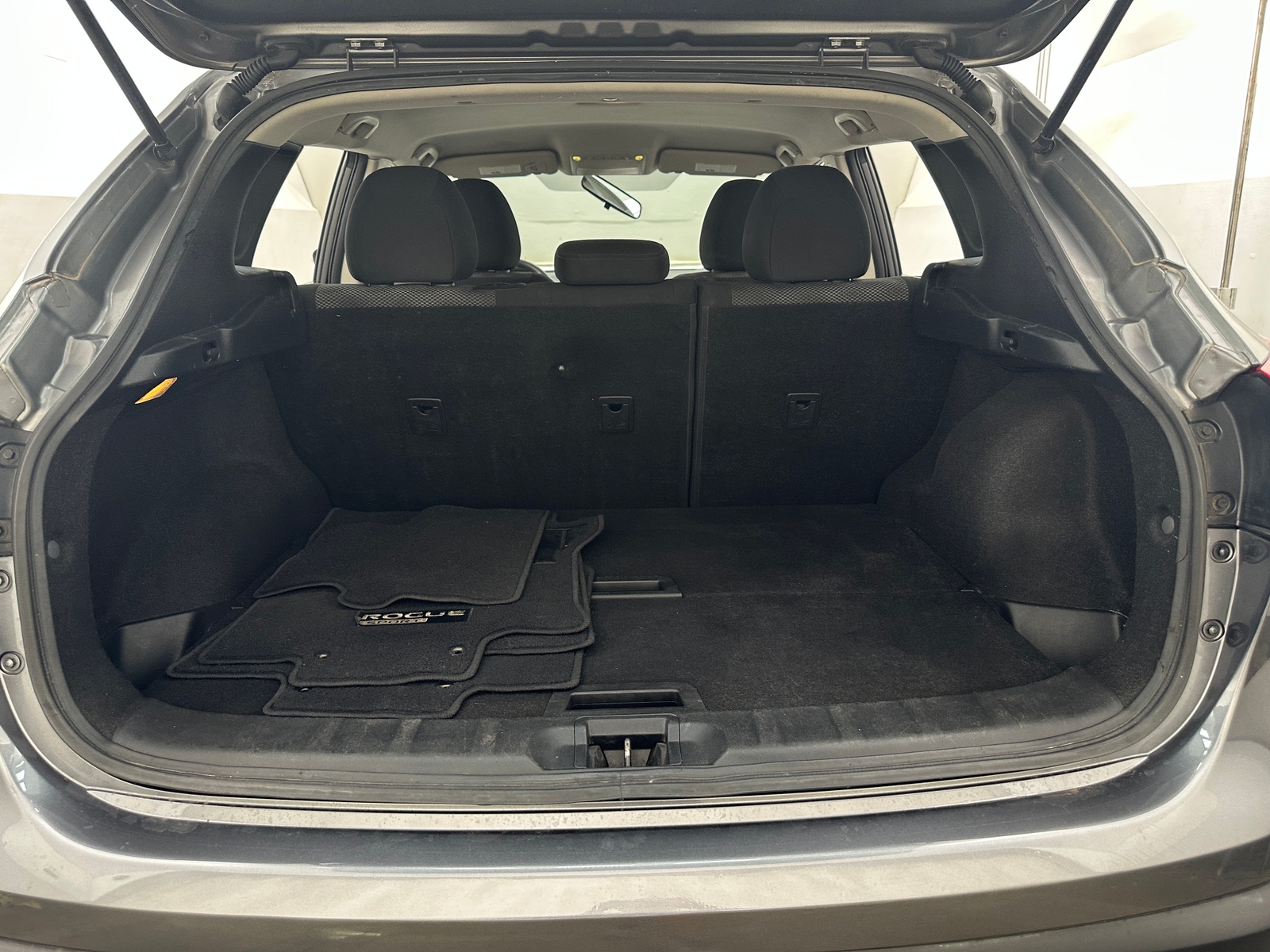 Thumbnail: 2017 Nissan Rogue Sport - 7