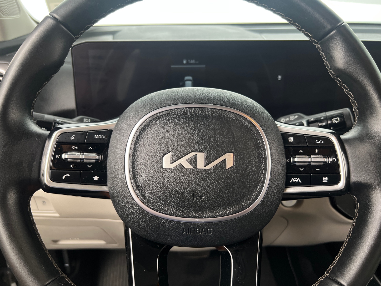 Thumbnail: 2025 Kia Sorento - 4