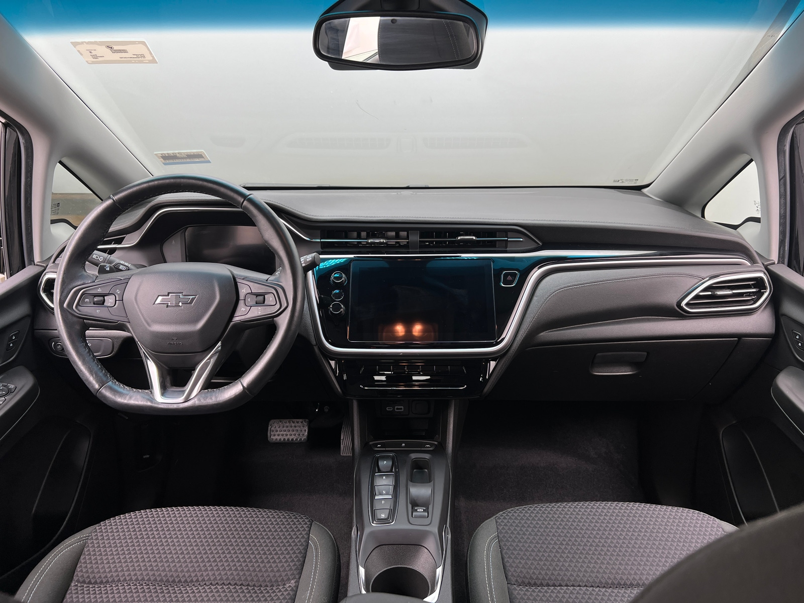 Thumbnail: 2022 Chevrolet Bolt EV - 3