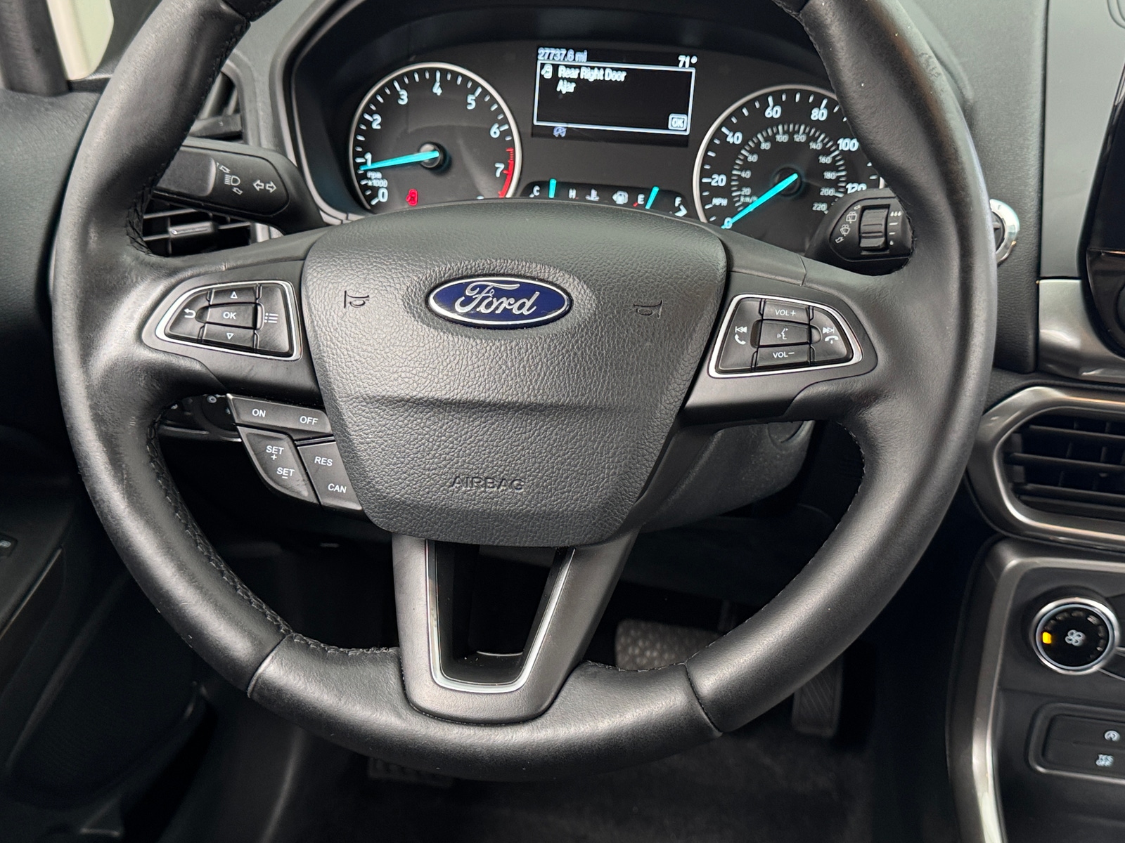 Thumbnail: 2018 Ford EcoSport - 5