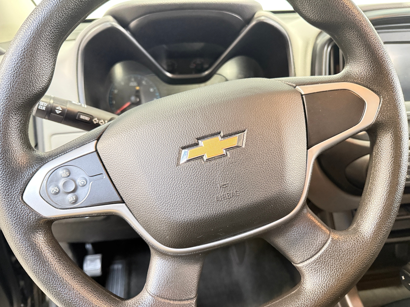 Thumbnail: 2017 Chevrolet Colorado - 5