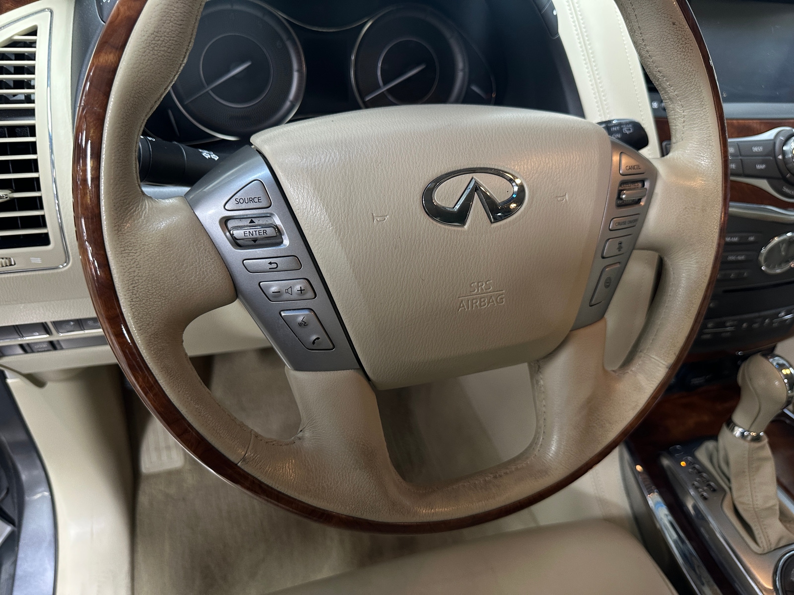 Thumbnail: 2016 INFINITI QX80 - 4