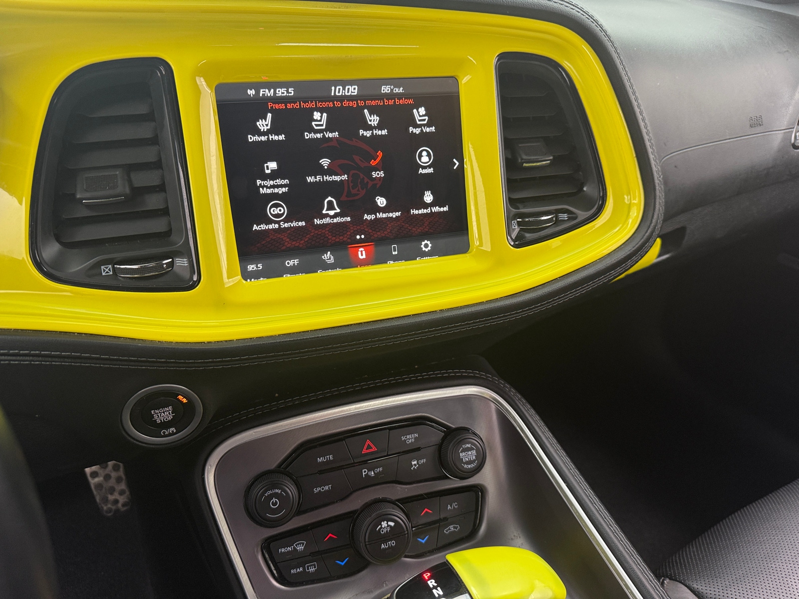 Thumbnail: 2022 Dodge Challenger - 2