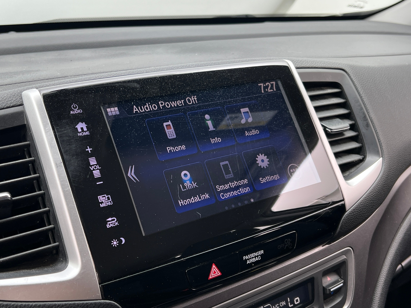 Thumbnail: 2018 Honda Pilot - 4