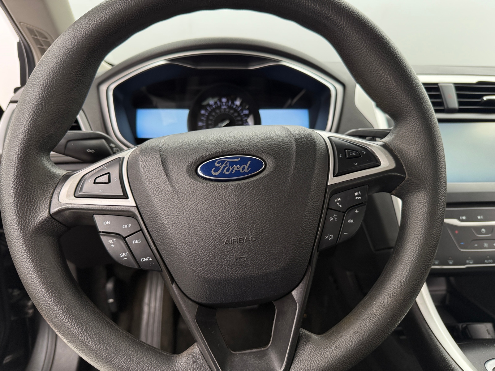 Thumbnail: 2015 Ford Fusion - 5