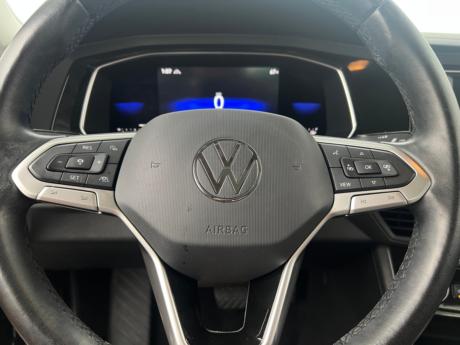 Thumbnail: 2022 Volkswagen Jetta - 4