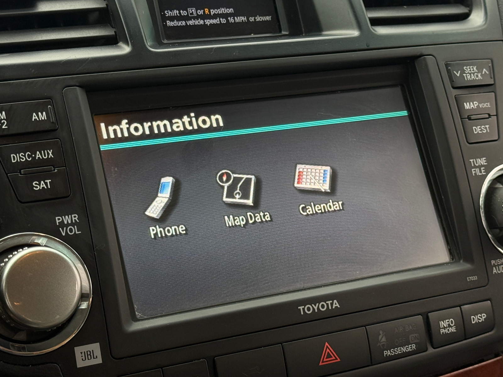 Thumbnail: 2011 Toyota Highlander - 3