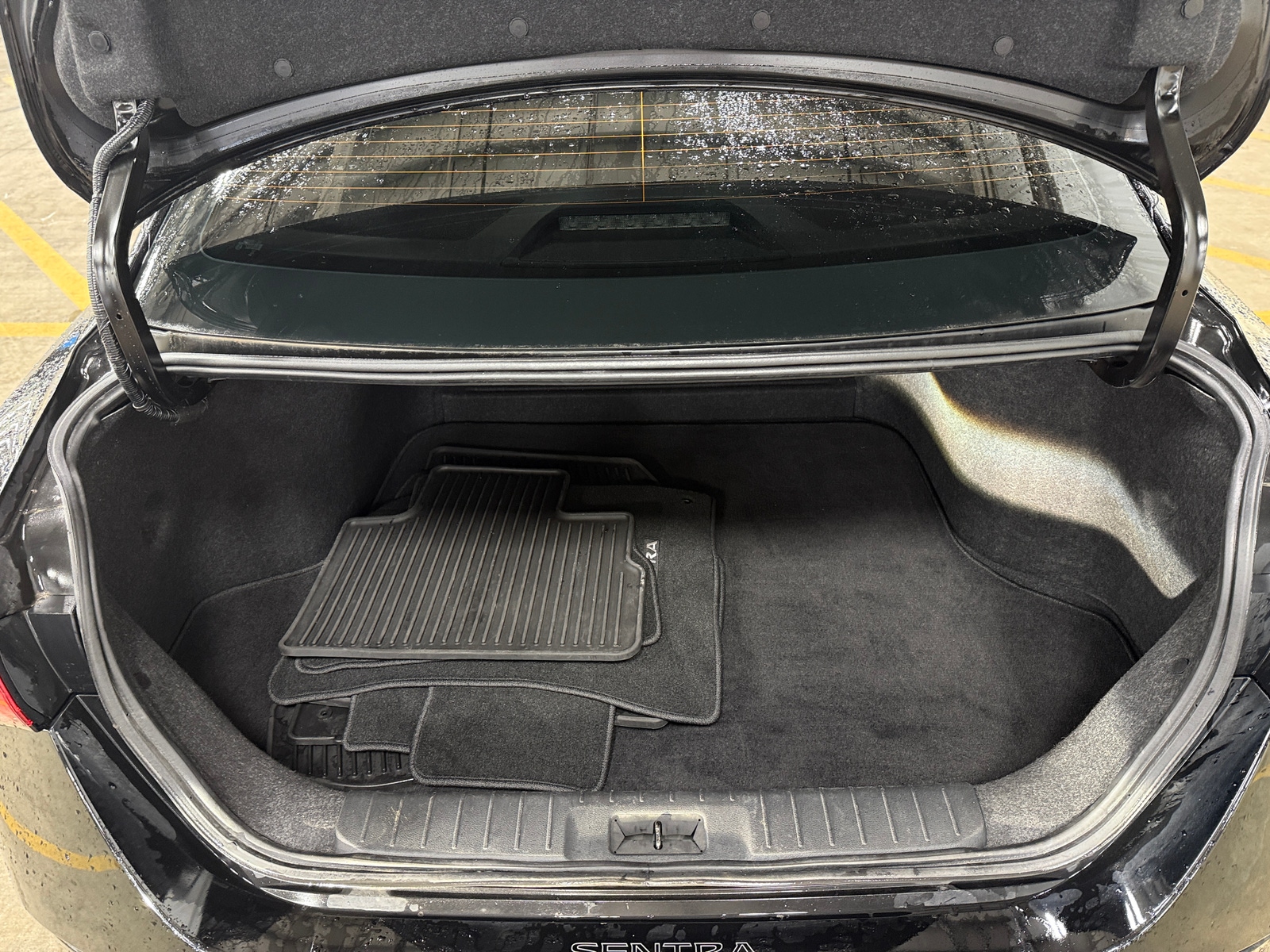Thumbnail: 2023 Nissan Sentra - 7