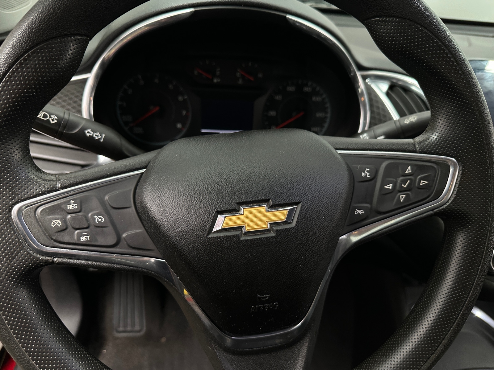 Thumbnail: 2019 Chevrolet Malibu - 5
