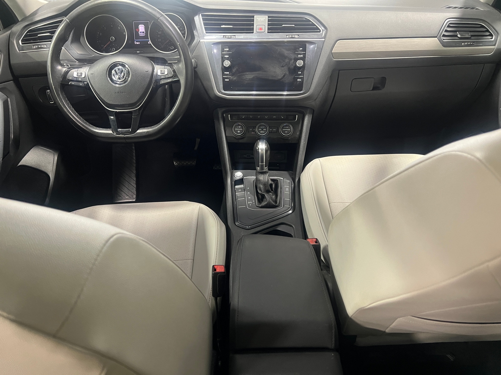 Thumbnail: 2019 Volkswagen Tiguan - 2