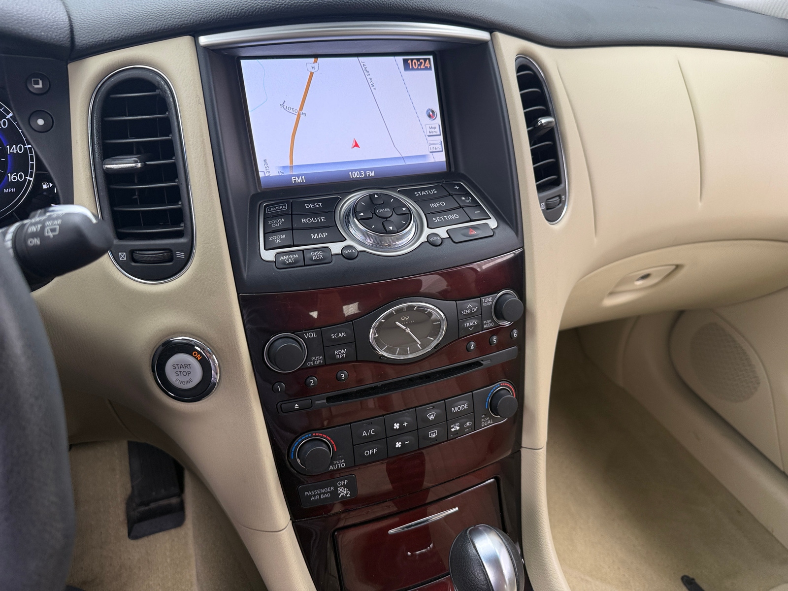 Thumbnail: 2017 INFINITI QX50 - 3