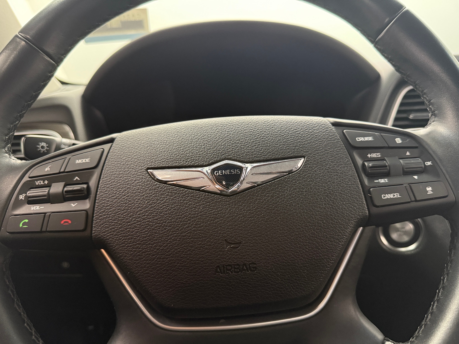 Thumbnail: 2018 Genesis G80 - 4