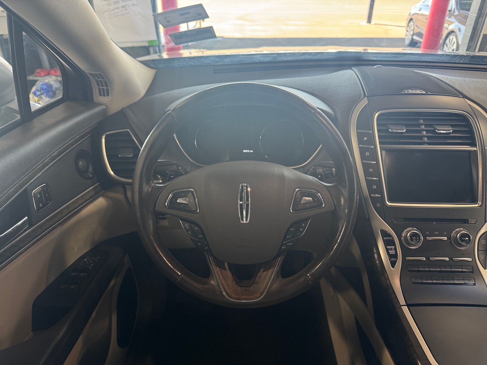 Thumbnail: 2016 Lincoln MKX - 4