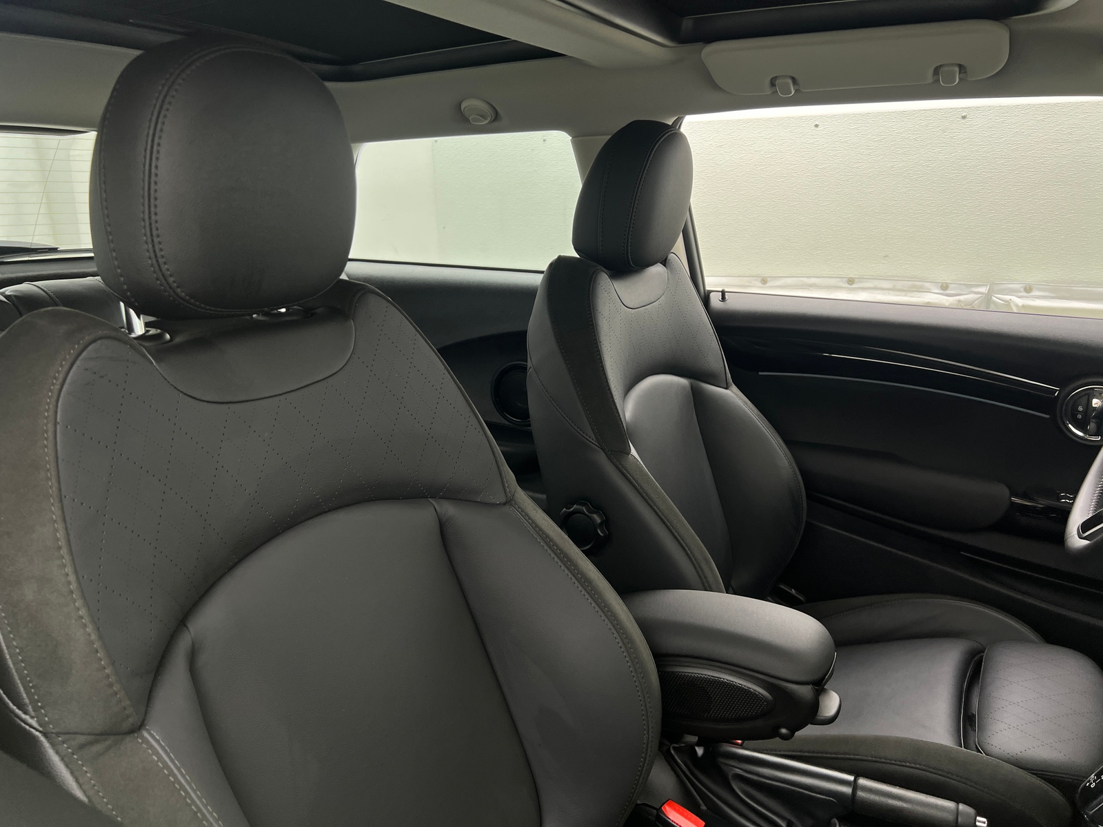 Thumbnail: 2024 MINI Cooper Hardtop - 2