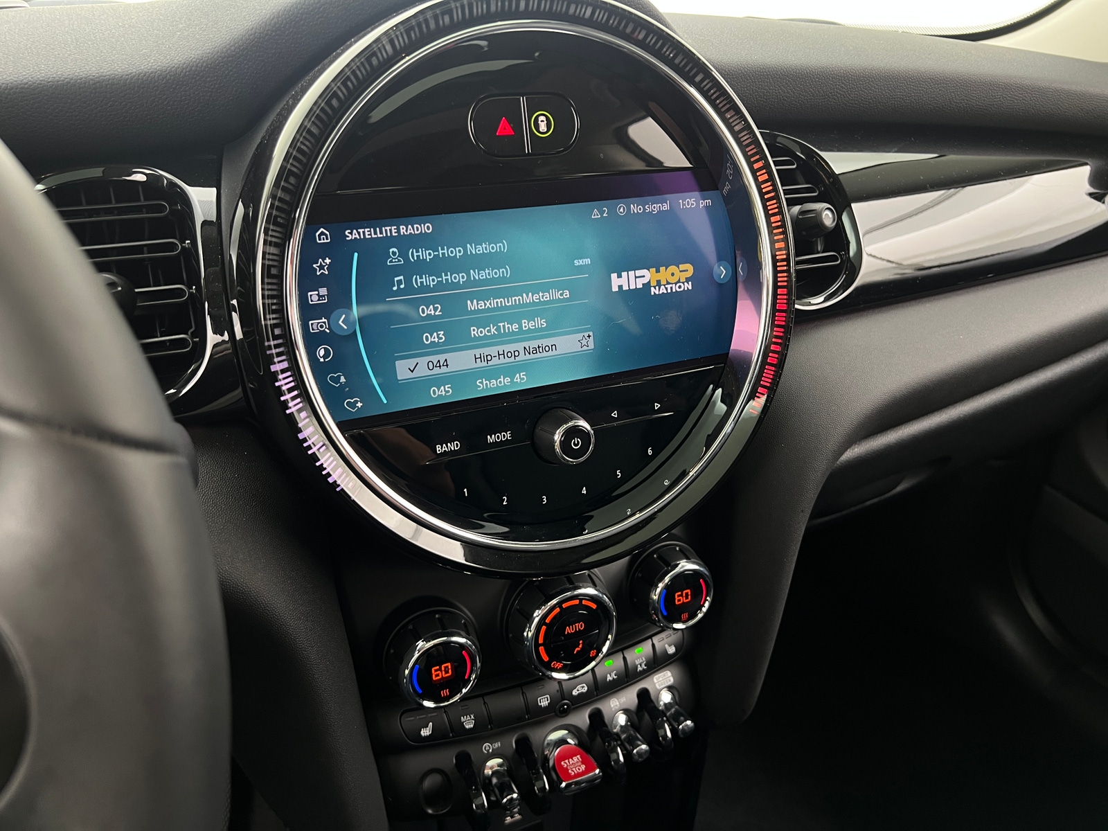 Thumbnail: 2024 MINI Cooper Hardtop - 3